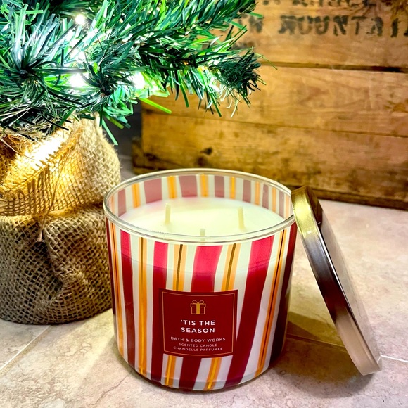 BBW 3 Wick Candle Tis The Season - Picture 2 of 3
